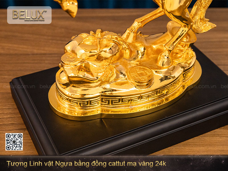 Tượng Linh Vật Ngựa Mạ Vàng - Cao 23 cm